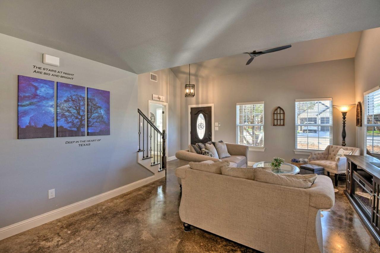 Granbury Home With Hot Tub And Furnished Patio! Exteriér fotografie