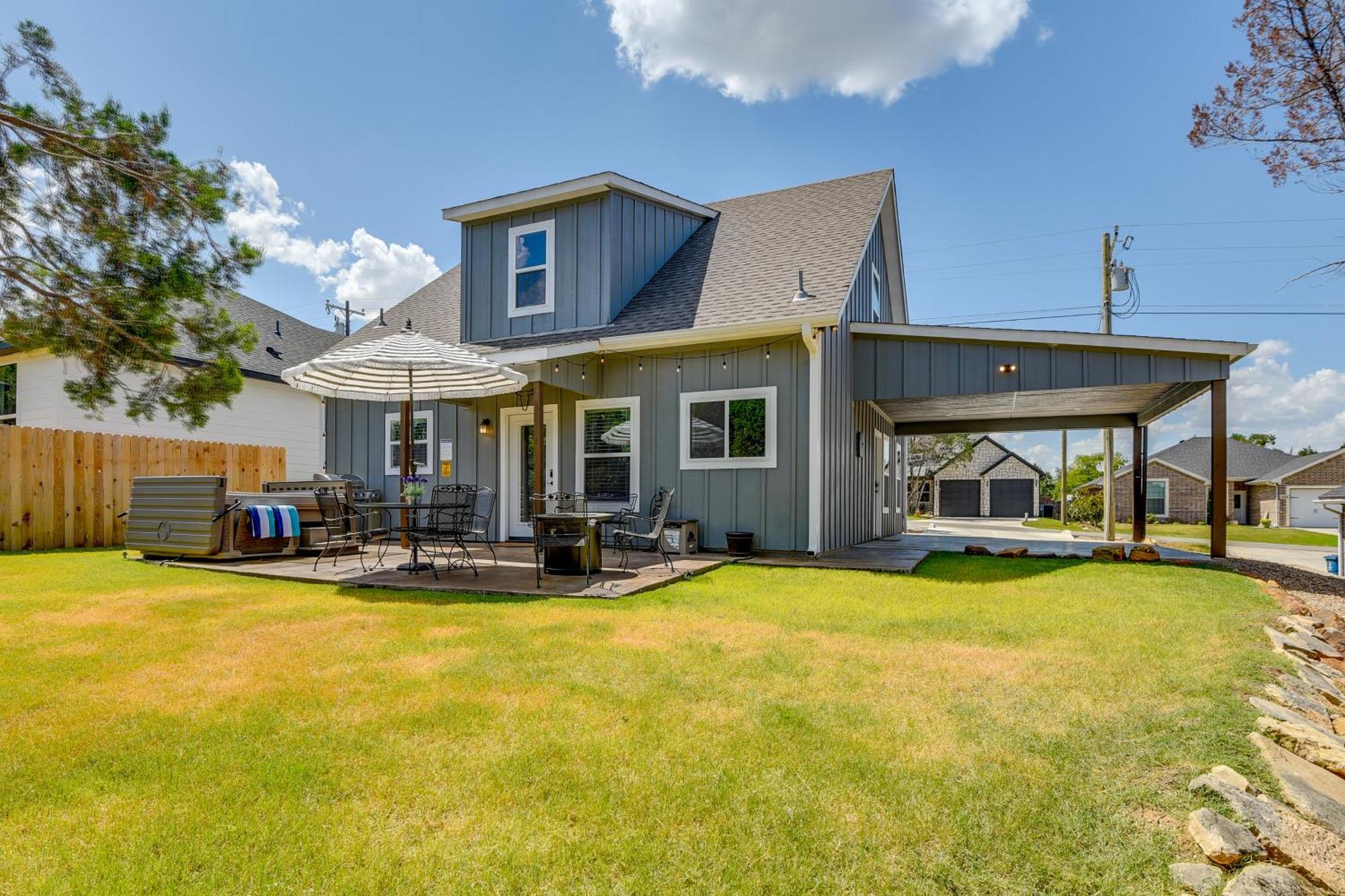Granbury Home With Hot Tub And Furnished Patio! Exteriér fotografie