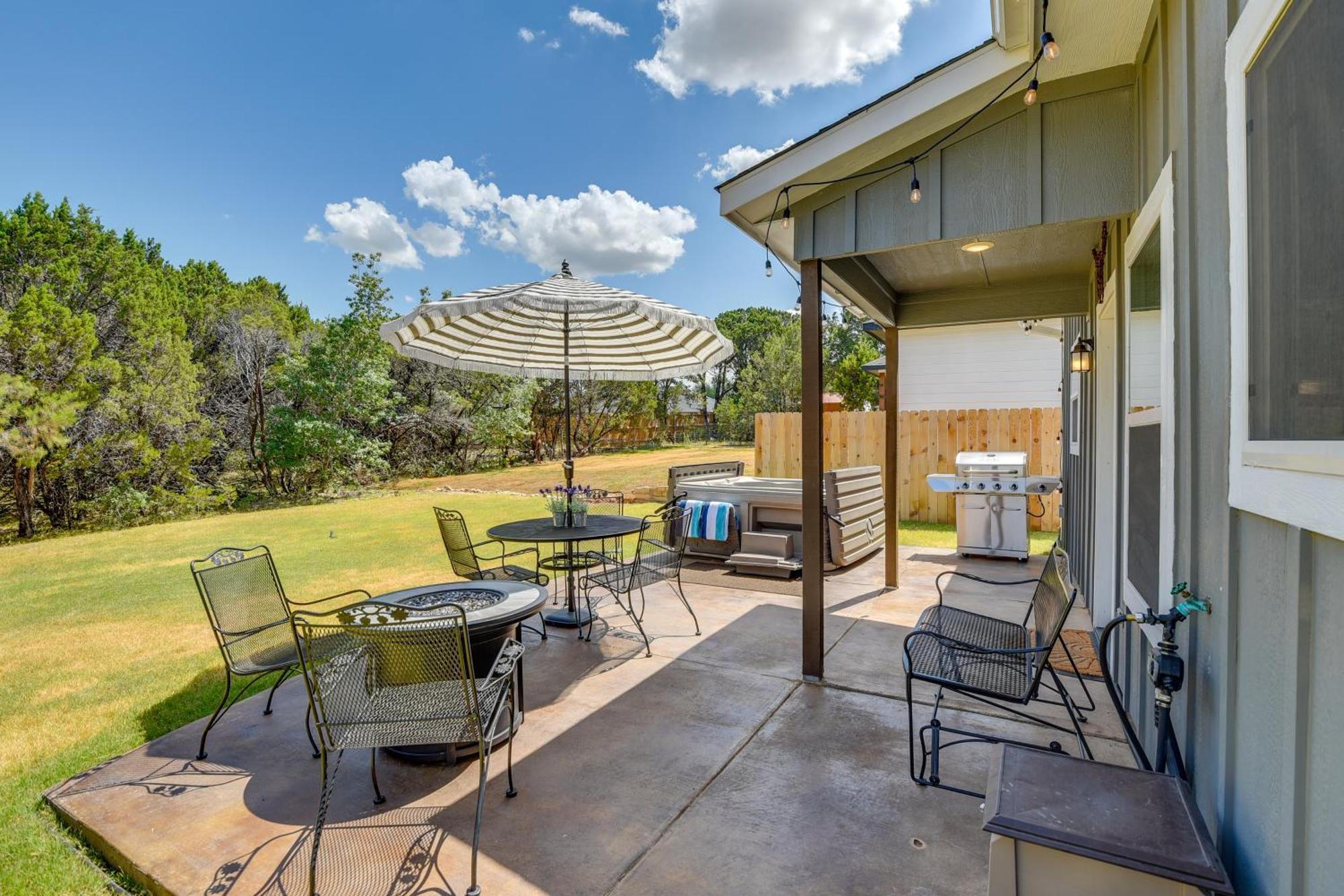 Granbury Home With Hot Tub And Furnished Patio! Exteriér fotografie
